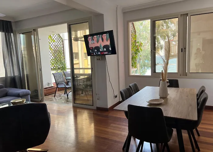 Sea View Amathus Luxury Limassol