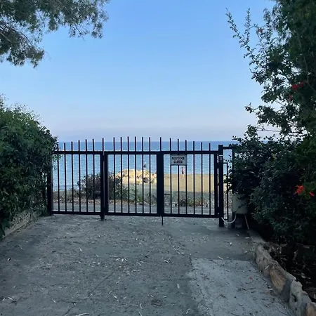 Sea View Amathus Luxury